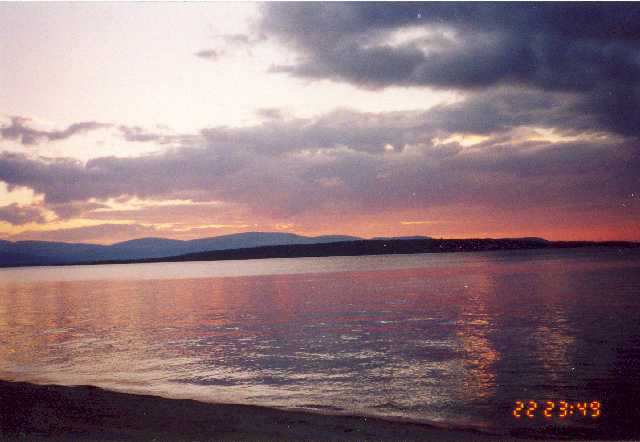  Вид на Умбозеро. Июль 1999 года. Фотография сделана Д.Кузнецовым 